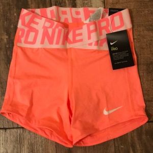 Short Nike pro
